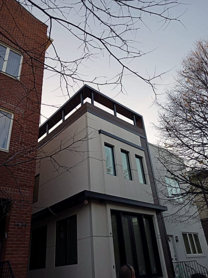 East 59th Facade & Pergola — Full facade with rooftop pergola